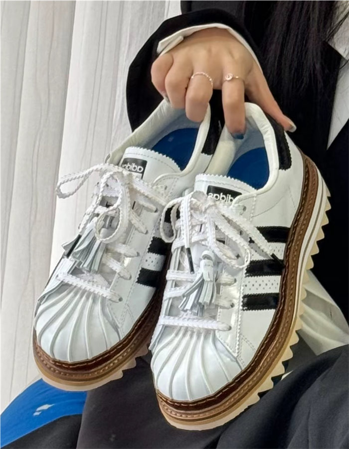 아디다스 x 클랏 슈퍼스타  편안한 미끄럼방지마모 흰색/블랙 photo review