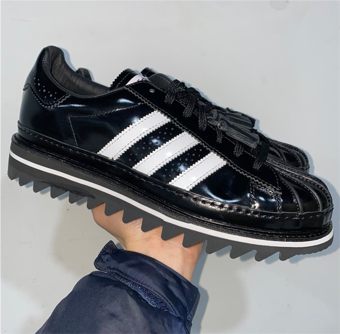 아디다스 x 클랏 슈퍼스타  편안한 미끄럼방지마모 흰색/블랙 photo review