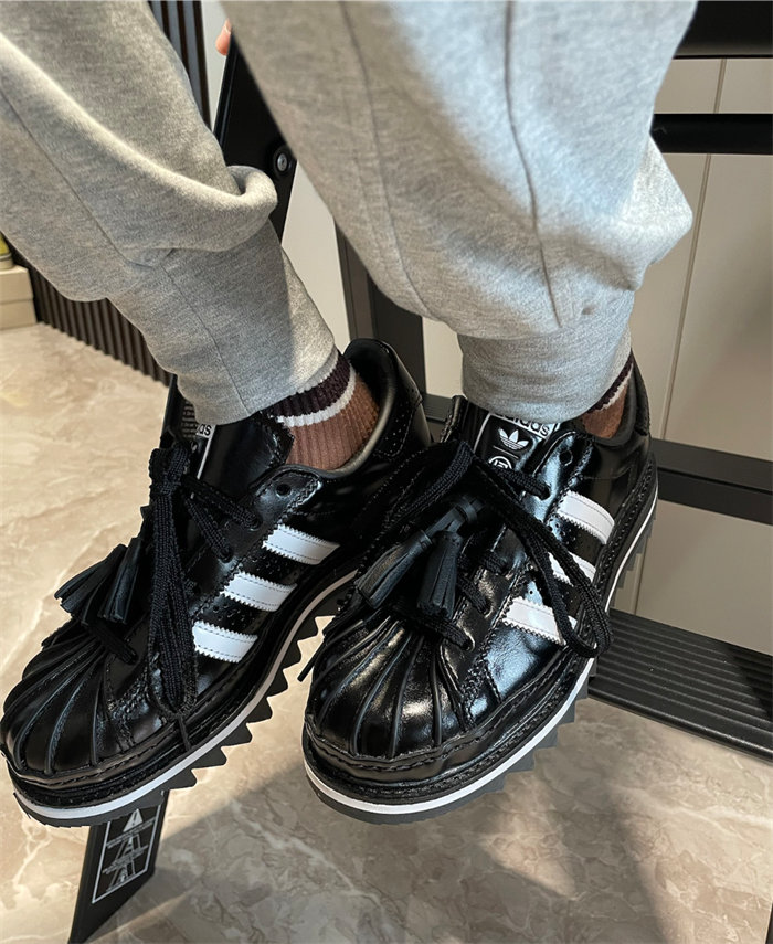 아디다스 x 클랏 슈퍼스타  편안한 미끄럼방지마모 흰색/블랙 photo review